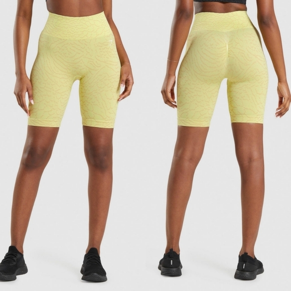 Gymshark Adapt Animal Seamless Cycling Shorts Firefly Yellow size small - Picture 1 of 13